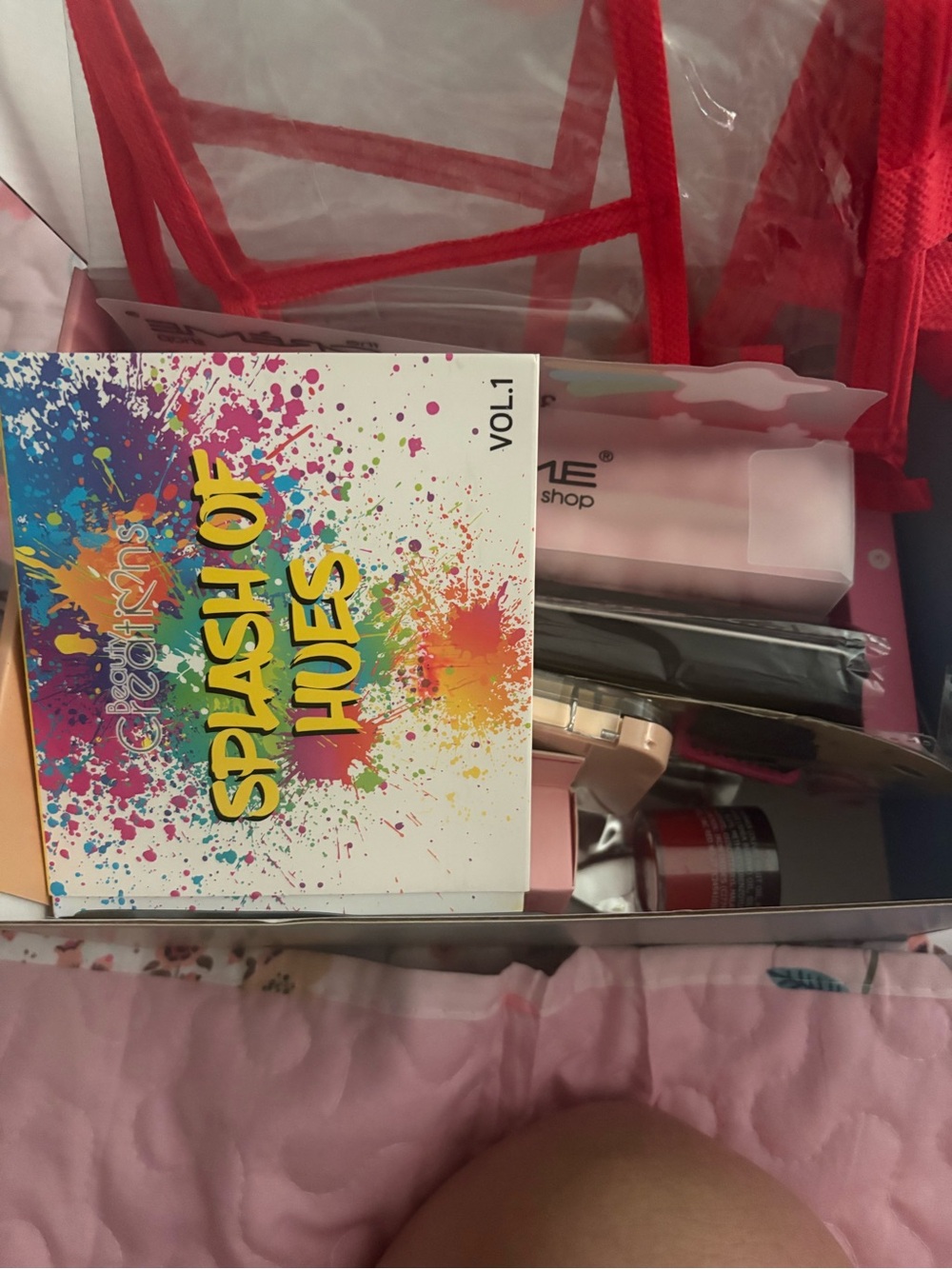 Mystery makeup and jewelry bundle!